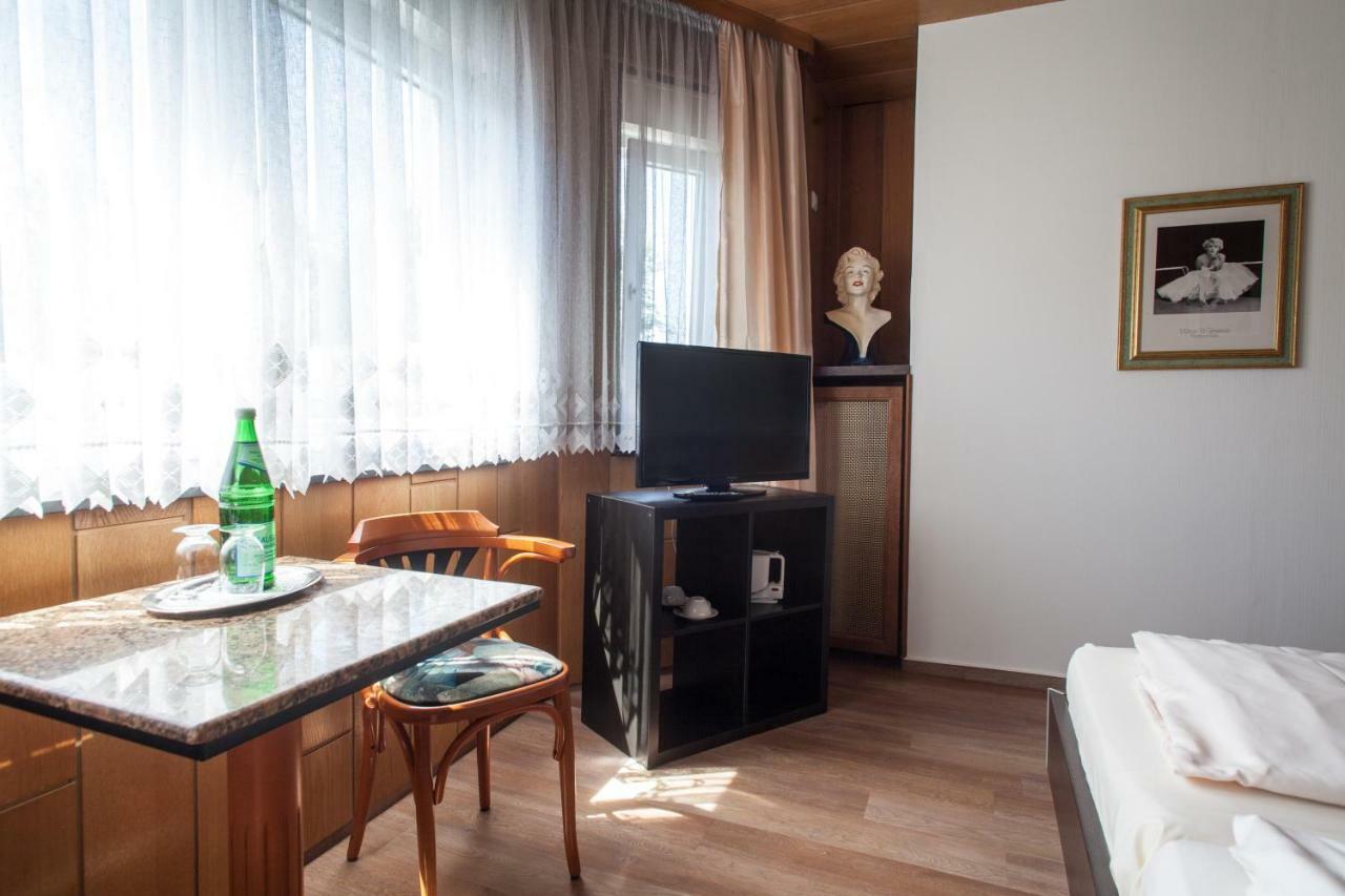 Hotel Nassauer Hof Wissen ภายนอก รูปภาพ