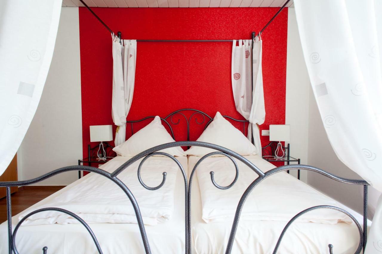Hotel Nassauer Hof Wissen ภายนอก รูปภาพ