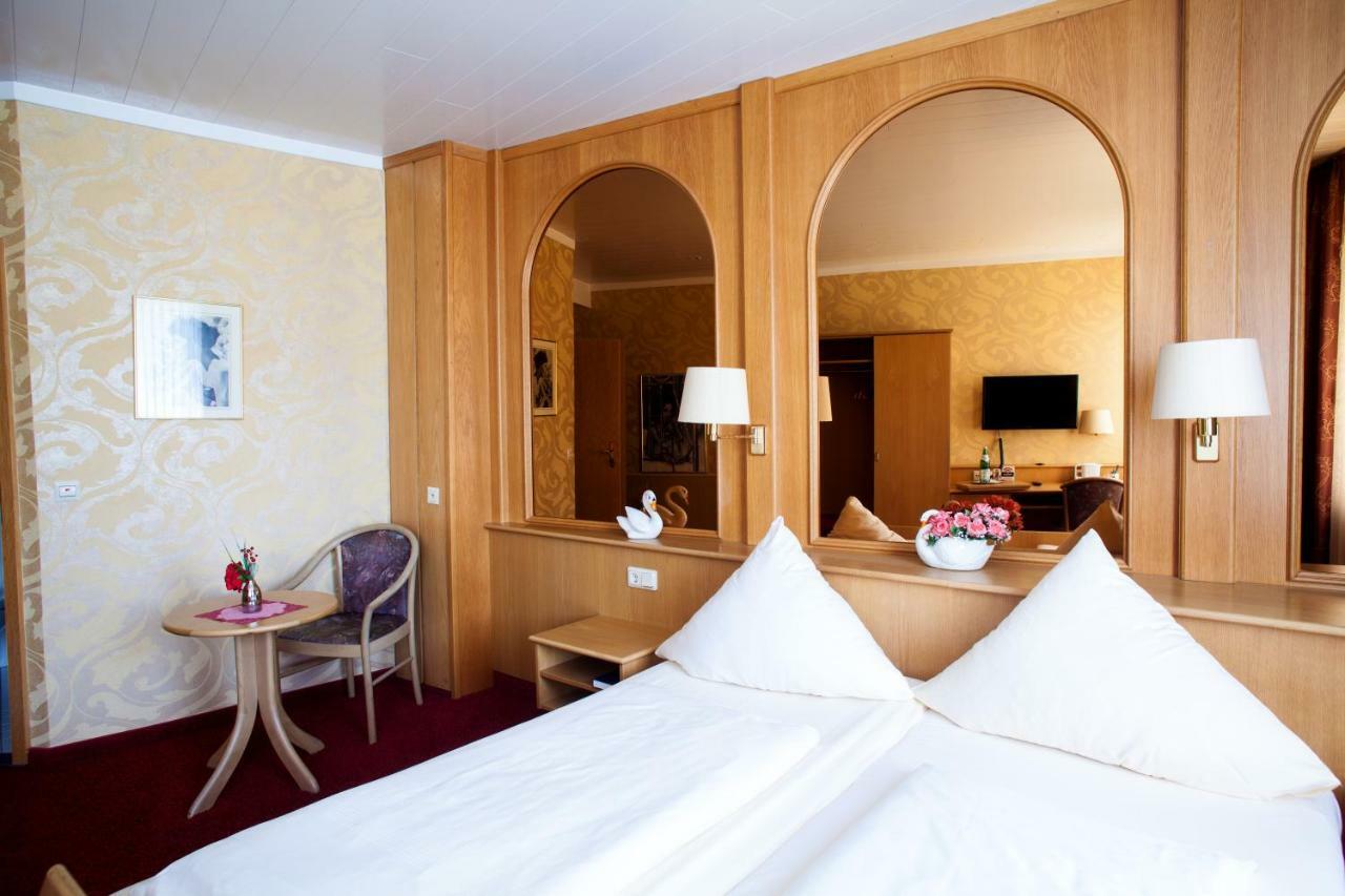 Hotel Nassauer Hof Wissen ภายนอก รูปภาพ